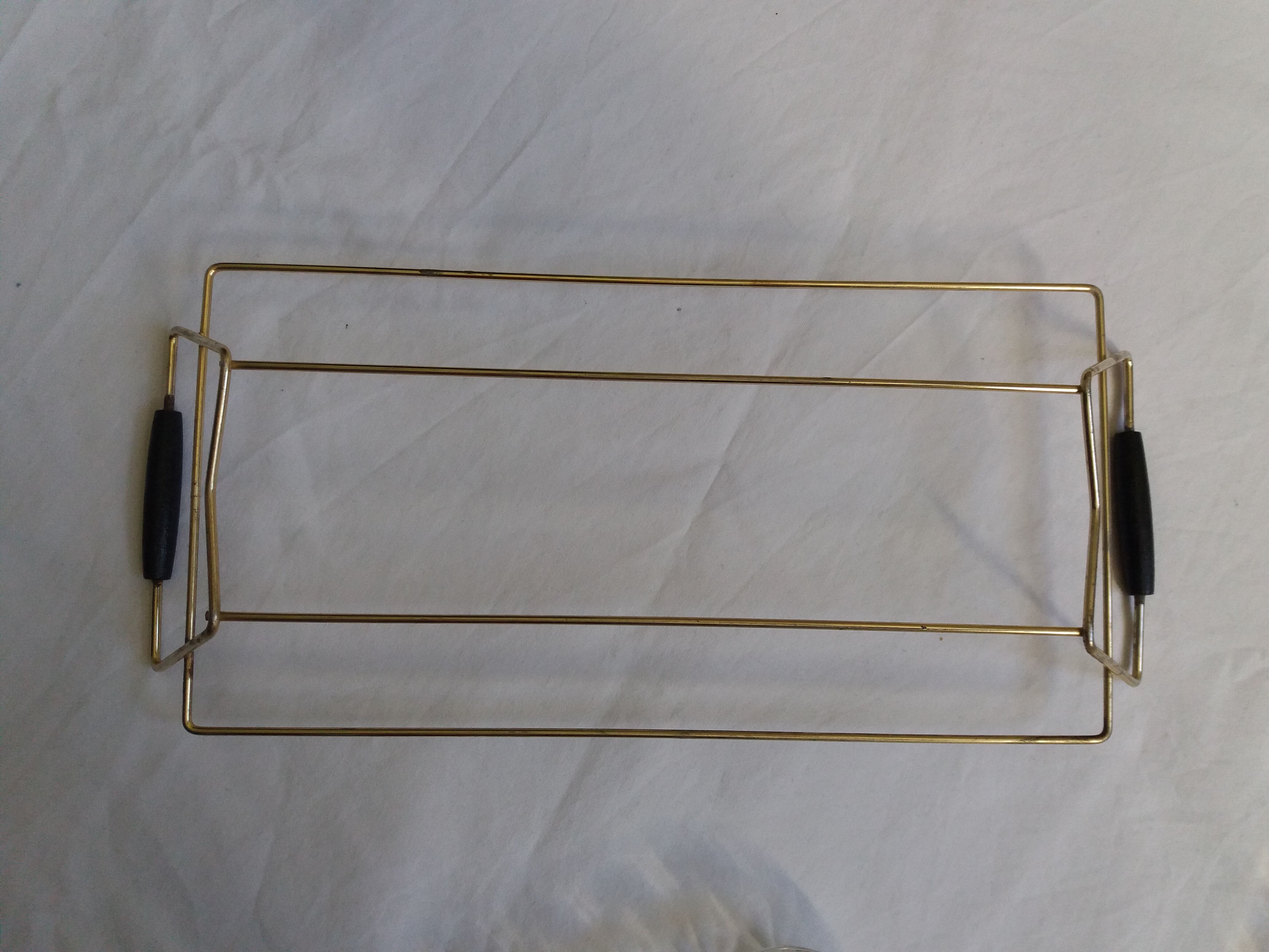 Aperitif serving tray with 3 glass ramekins