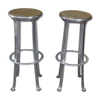 2 tabourets haut de bar design métal et bois