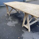 Trestle farm table