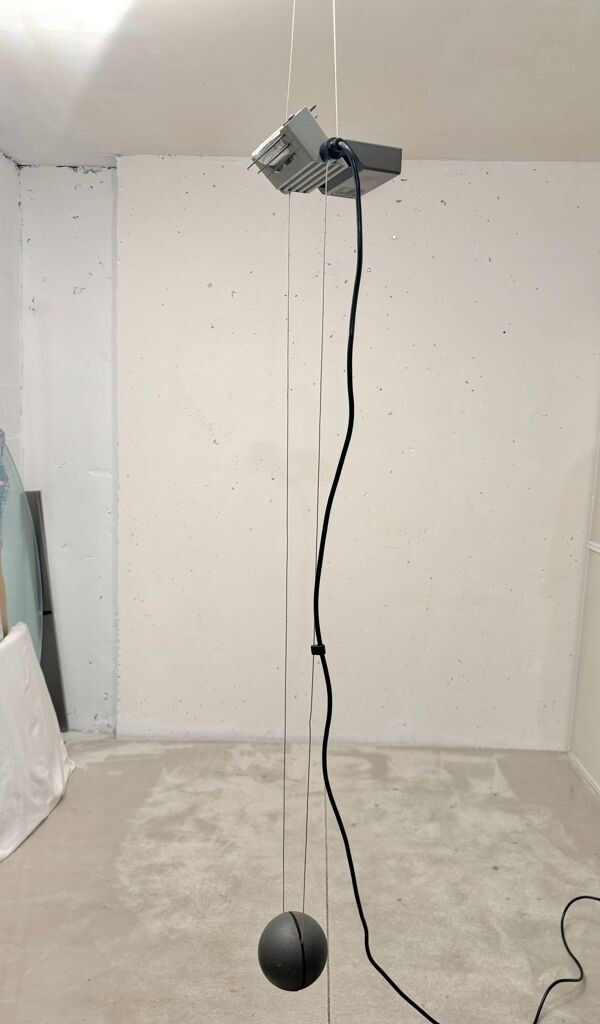 Suspension Abolla par CP&PR Associati, Artemide