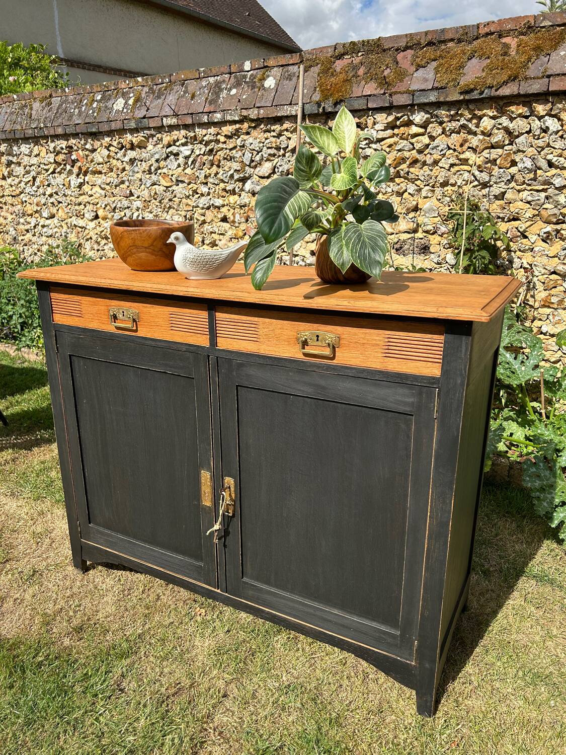 Large vintage Parisian sideboard from the 1930s