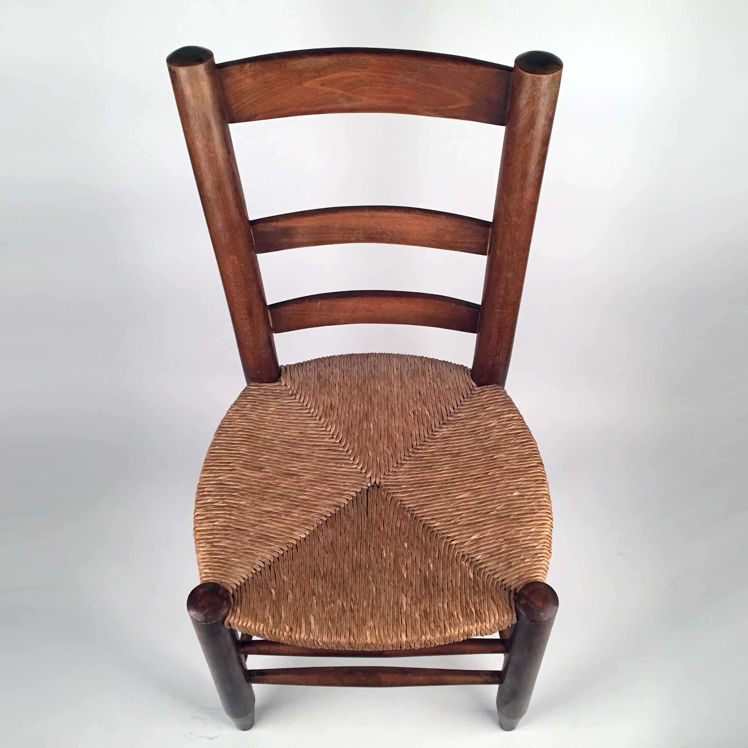 Chair wood and straw