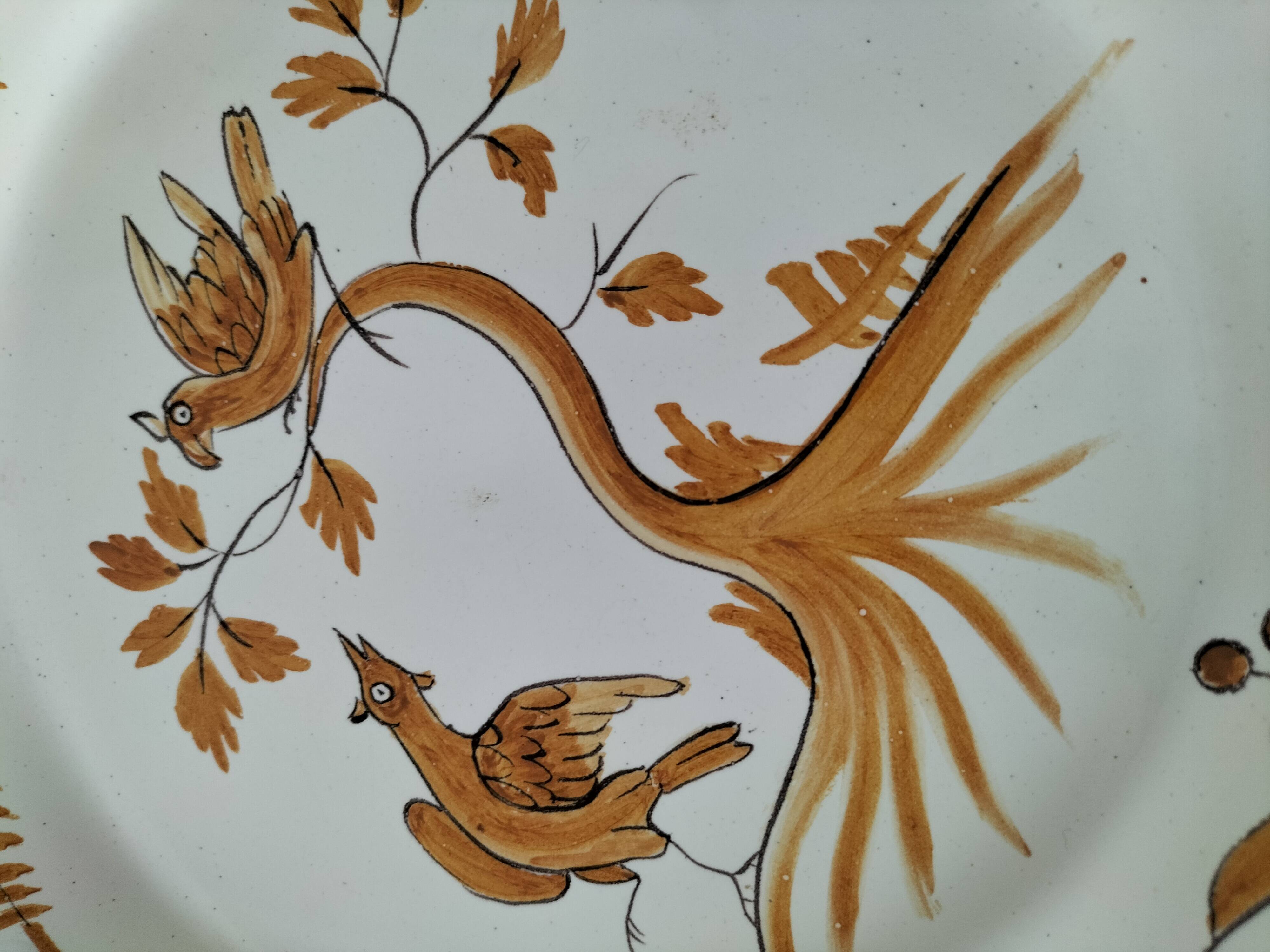 Antique Moustiers style plate, Museums of France edition