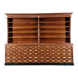 Grand cabinet d’apothicaire antique en acajou, 1909