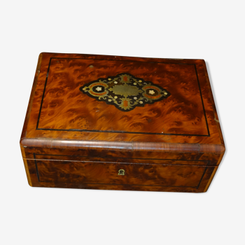 Inlaid tuya magnifying glass box, Napoleon III period, 21x9x15 cm