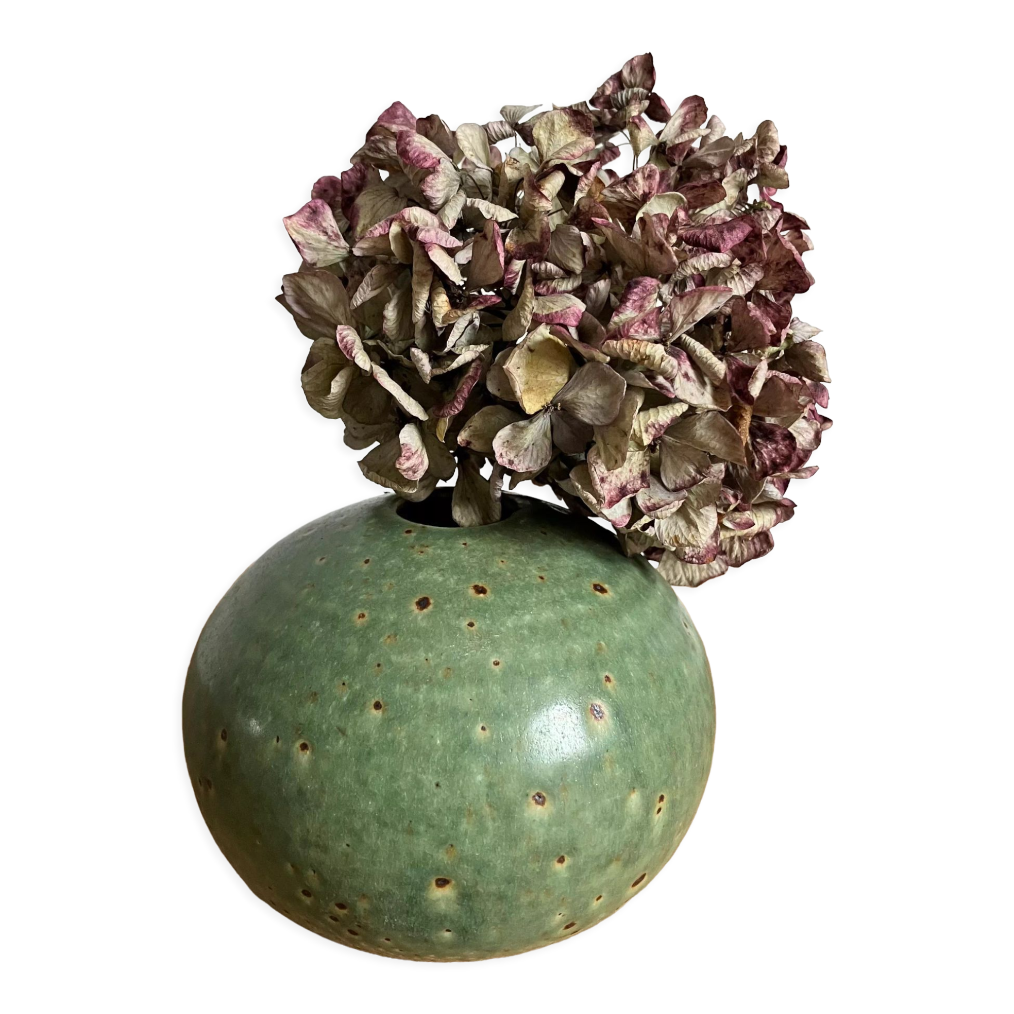 Soliflore ball in green sandstone