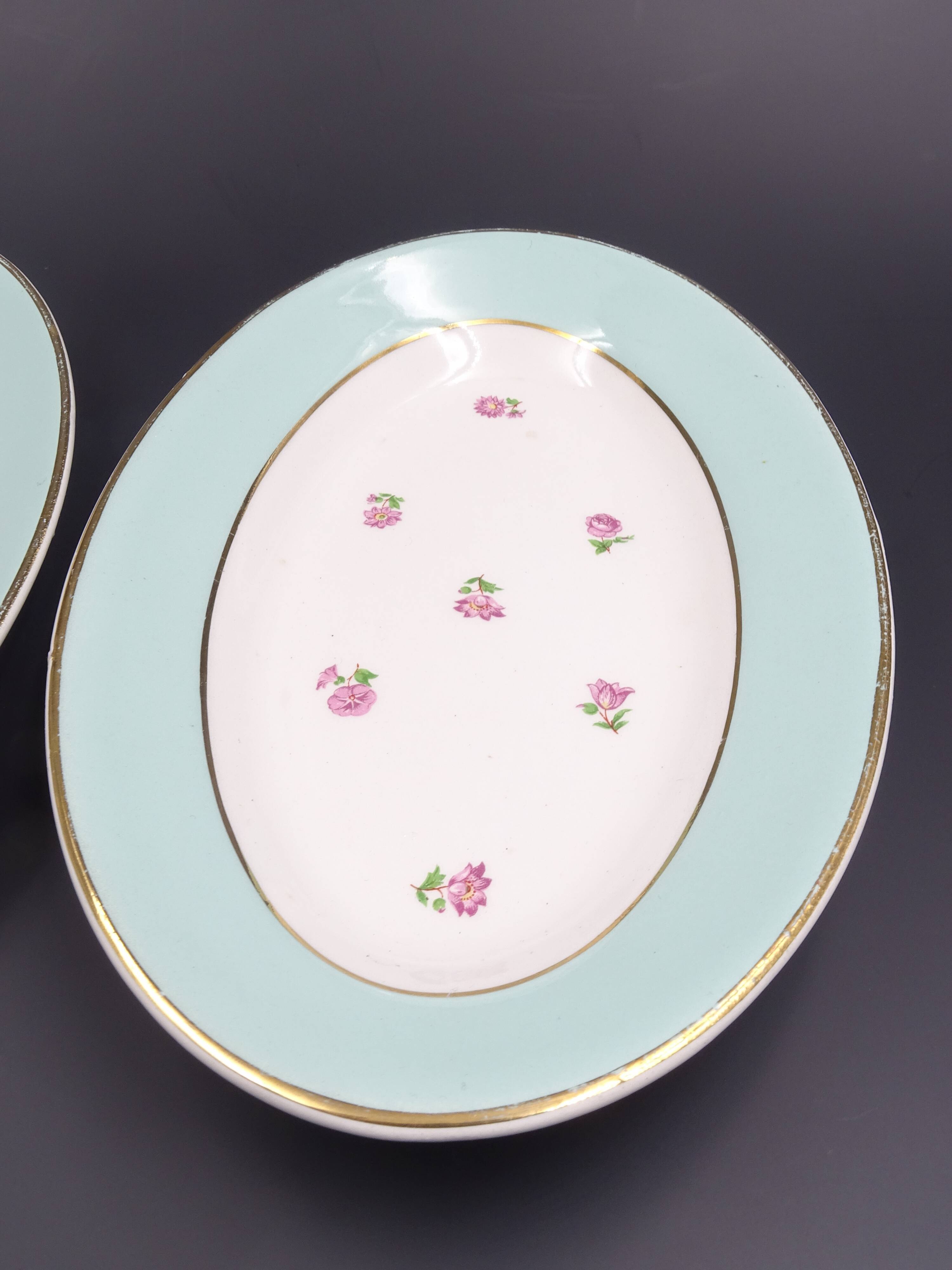 Pair of small cups or opaque porcelain ravines Model Duchess, St Amand Hamage