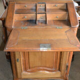 Secretary oak