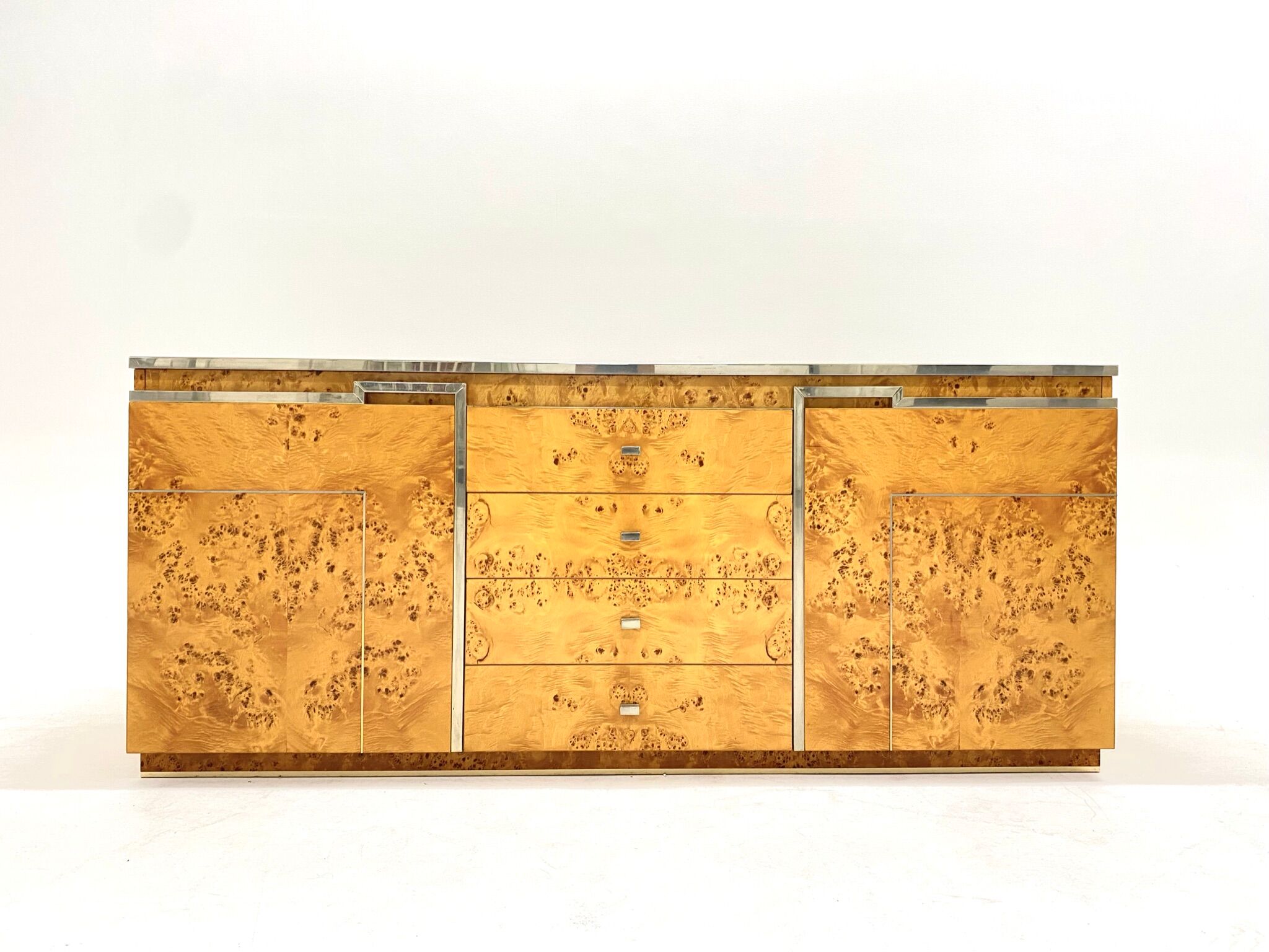 Enfilade loupe d'elm and brass 1970s