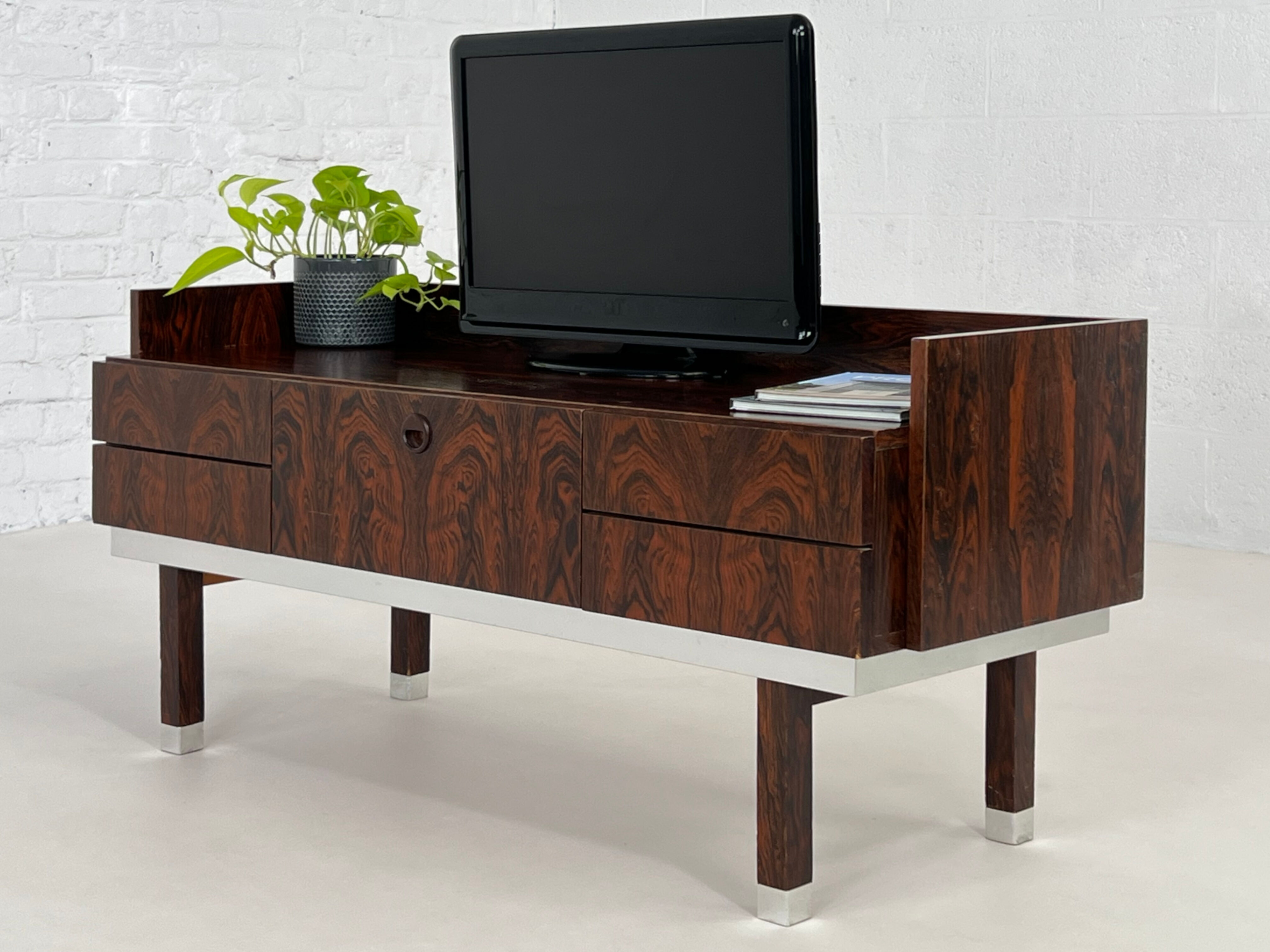 Low rosewood sideboard 50s -60s