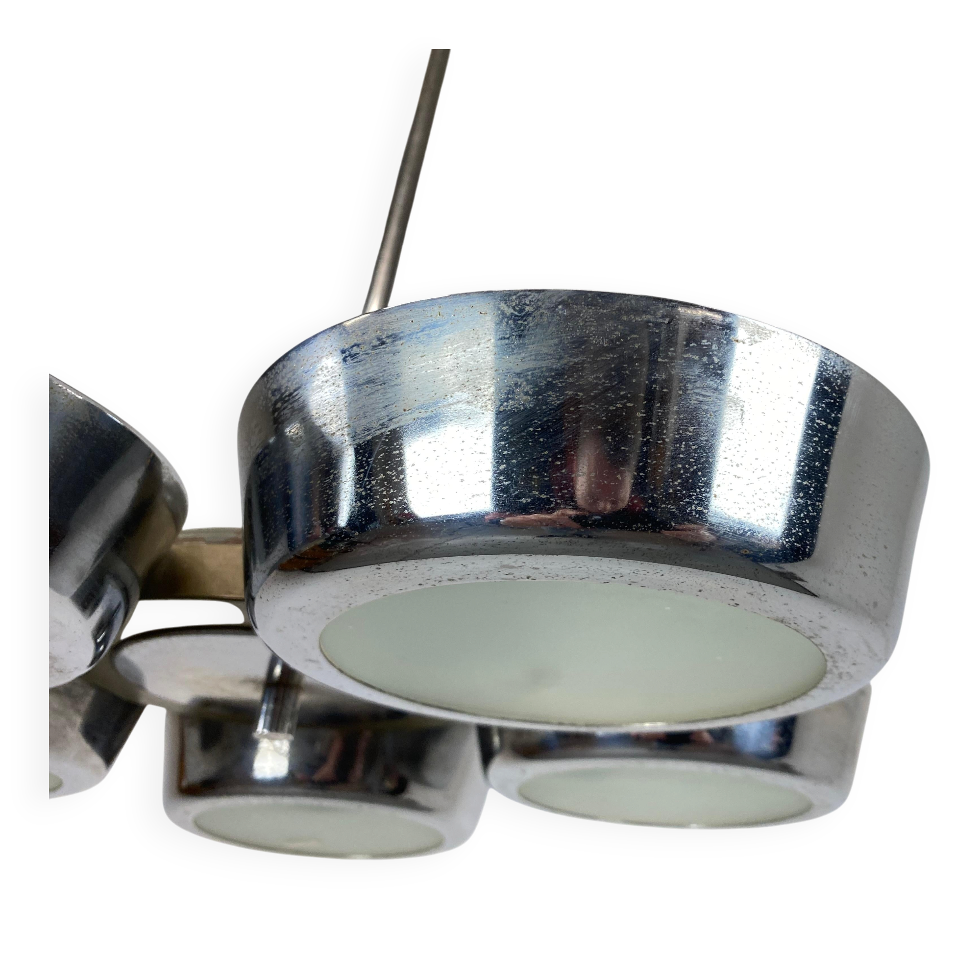 Suspended UFO lamp from the space age