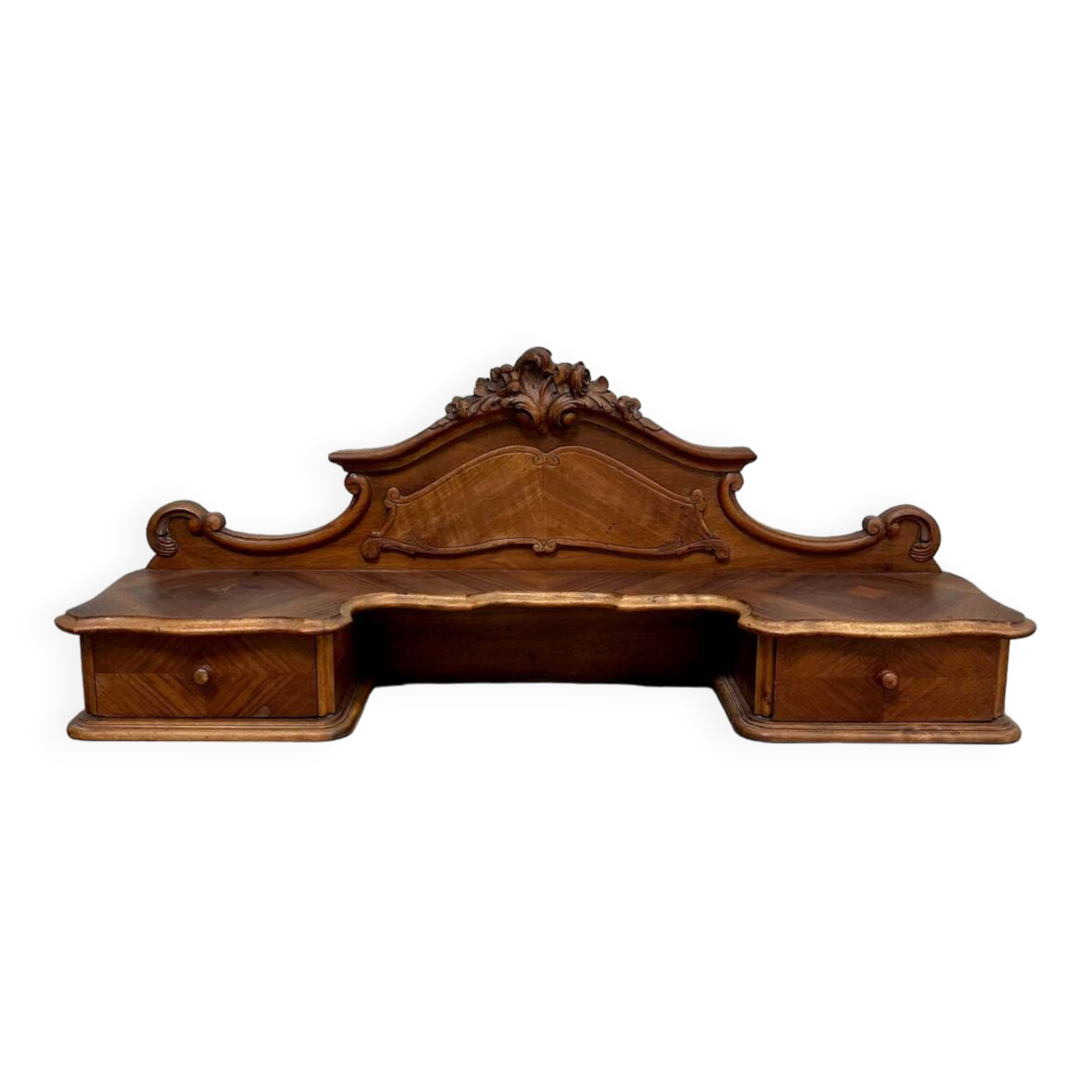 Shabby chic wall shelf