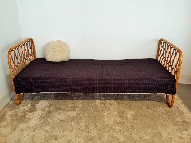 Vintage rattan daybed
