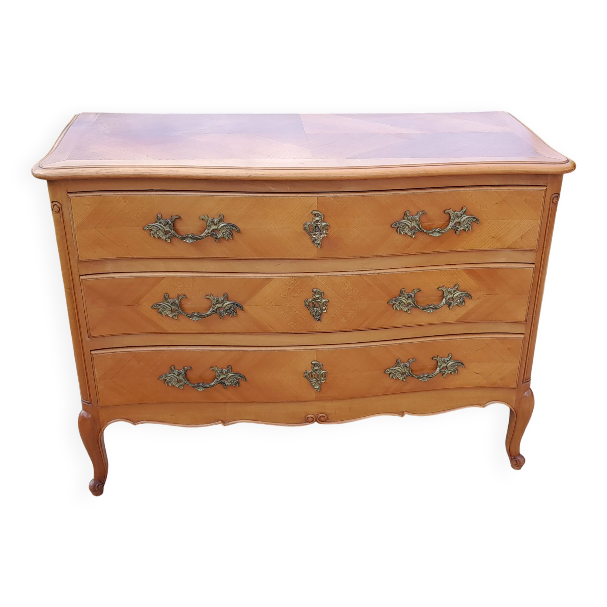 Commode 3 tiroirs teinté merisier style Louis XVI  avec clé
