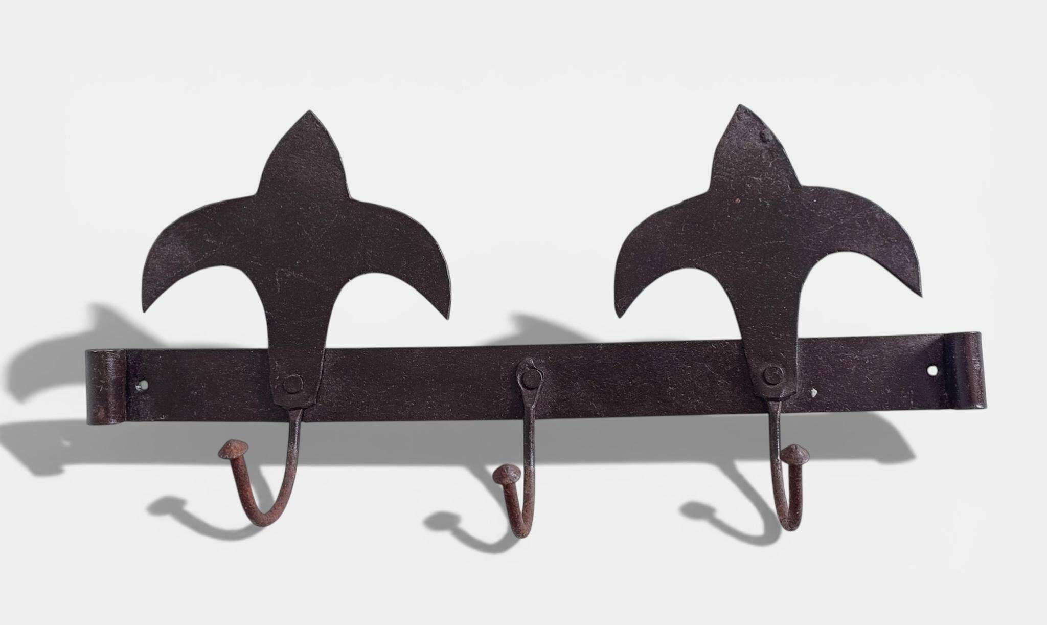 Antique French Provincial Wrought Iron Coat or Hat Rack with Fleur-de-Lis