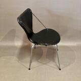 Set of 4 Arne Jacobsen chairs.