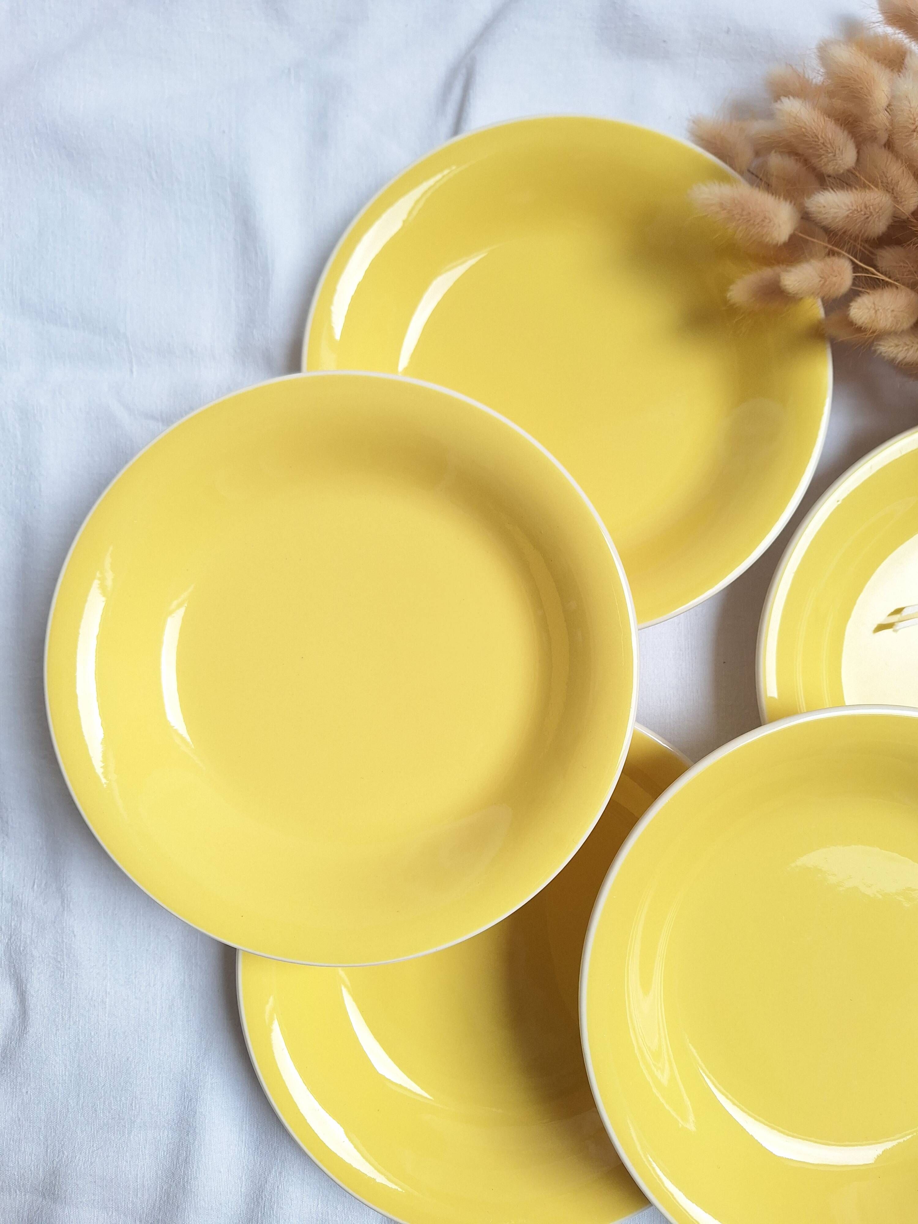 Deep plates or salad plates Villeroy & Boch yellow