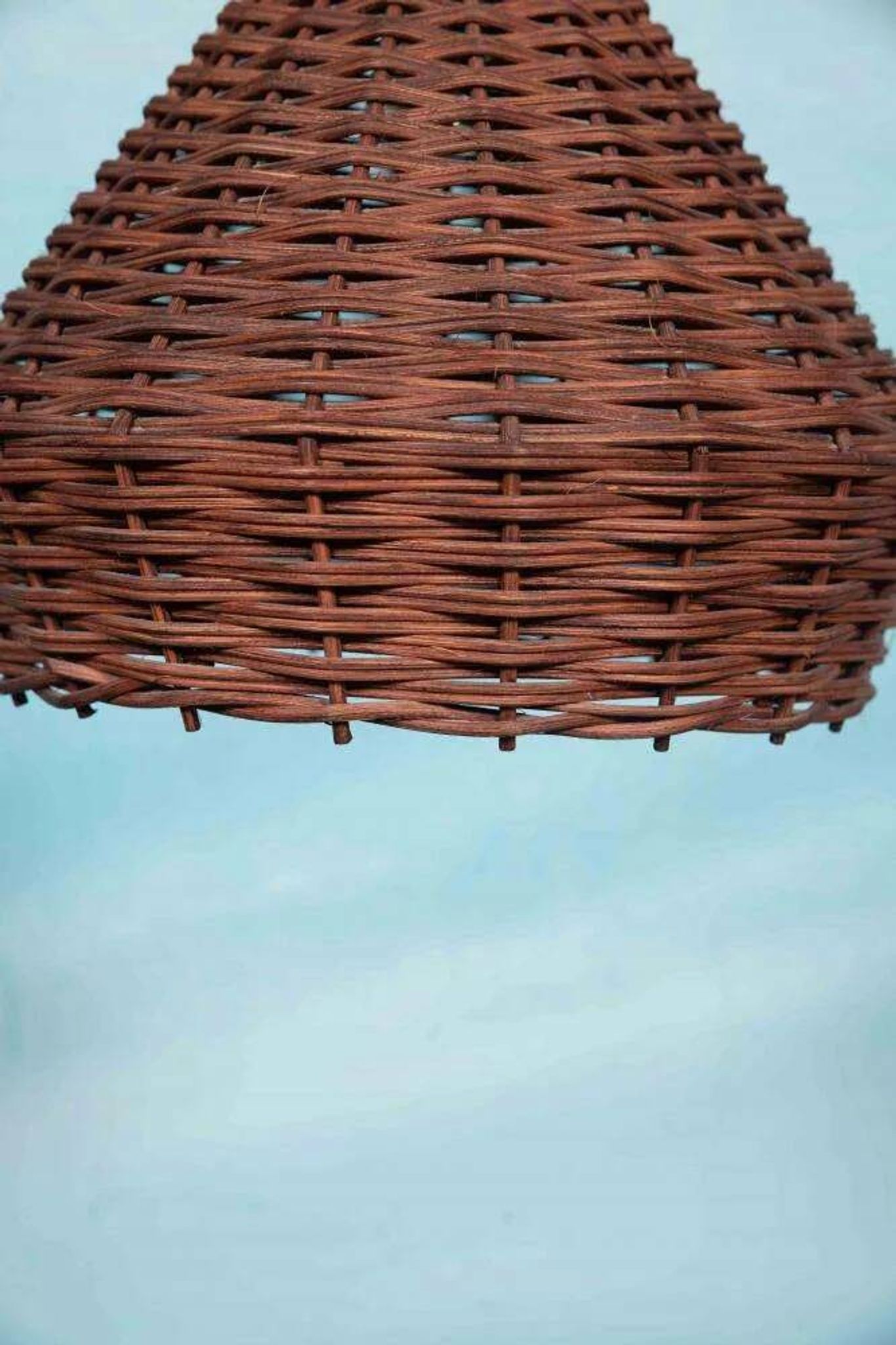 Bohemian suspension from the sixties, woven vintage lampshade.