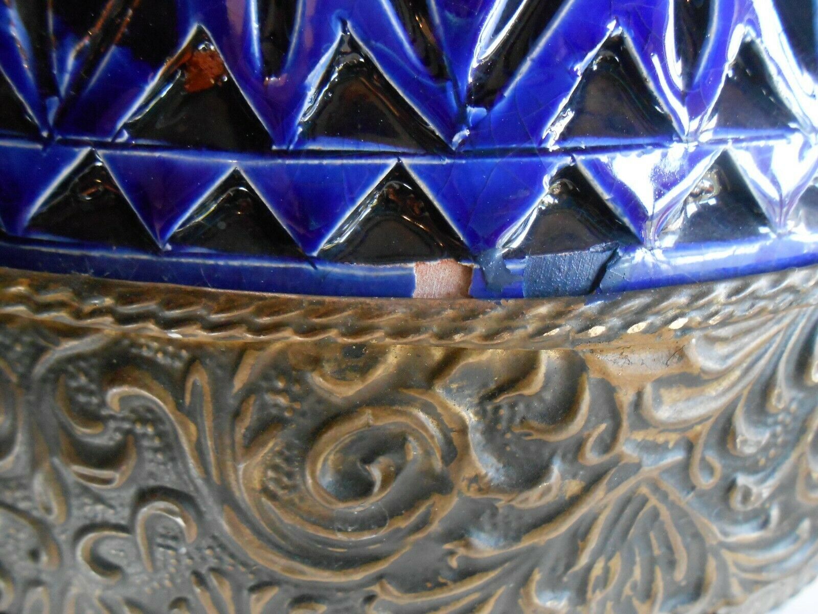 POT / TERRACOTTA VASE VERNISSEE / DECOR BRASS