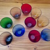 10 glasses with digestive in colors