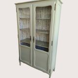 Armoire vitrée