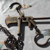 Antique copper scale