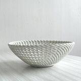 Openwork porcelain fruit bowl.