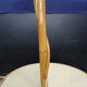 Lampadaire porte revues en rotin