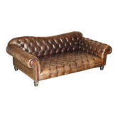 Canapé Chesterfield vintage surdimensionné en cuir teint à la main