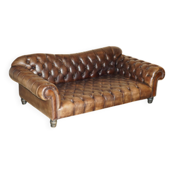Canapé Chesterfield vintage surdimensionné en cuir teint à la main