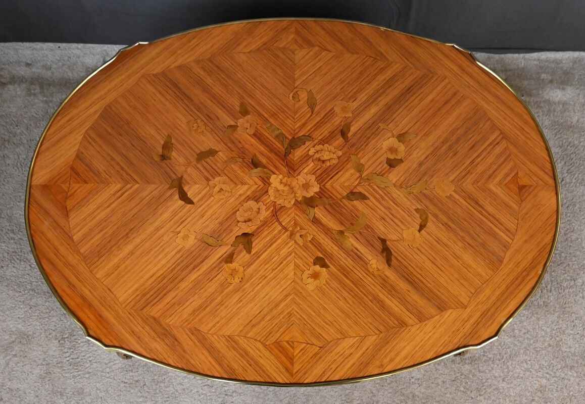 Rosewood marquetry coffee table, Louis XV style – Mid 20th century