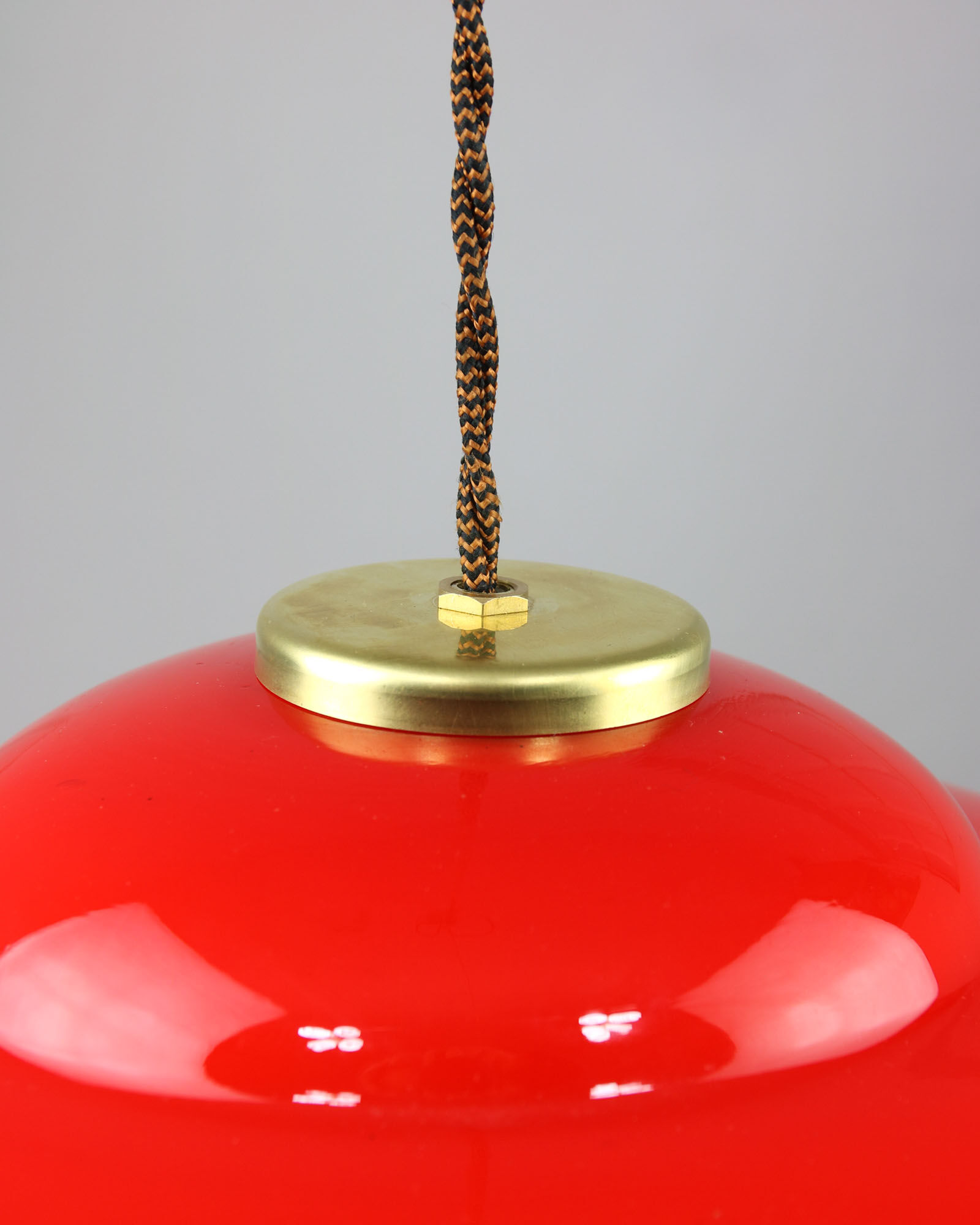Mid-century red Glass & Brass Saucer Lamp