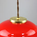 Lampe de soucoupe en verre rouge et laiton du milieu du siècle