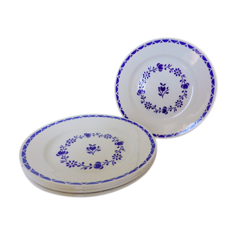 Set of 4 vintage flat plates from the Manufacture de Gien in porcelain