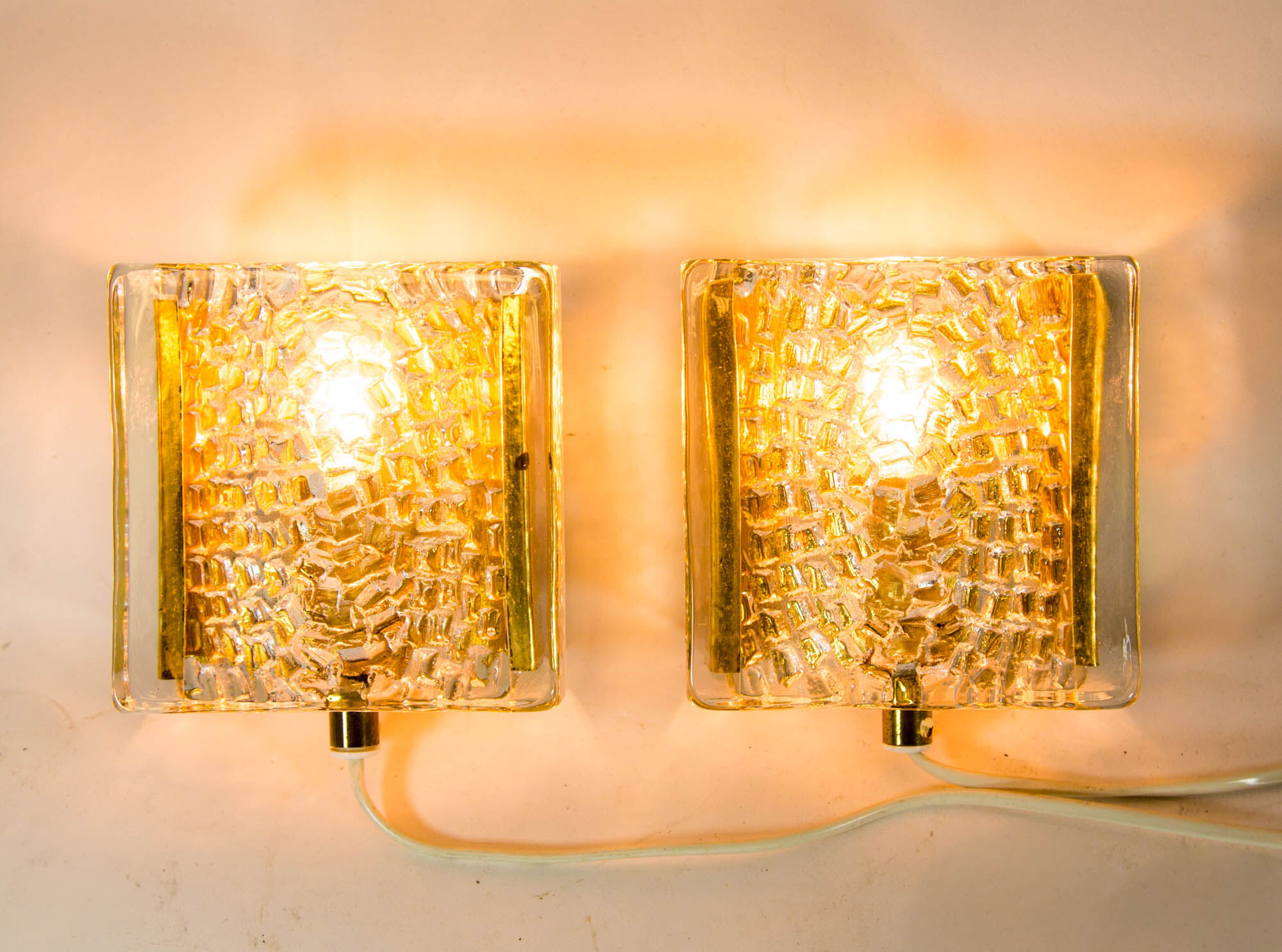 Vitrika Kalmar Lampet Hollywood Regency wall sconce | midcentury scandinavian design | vintage 60's
