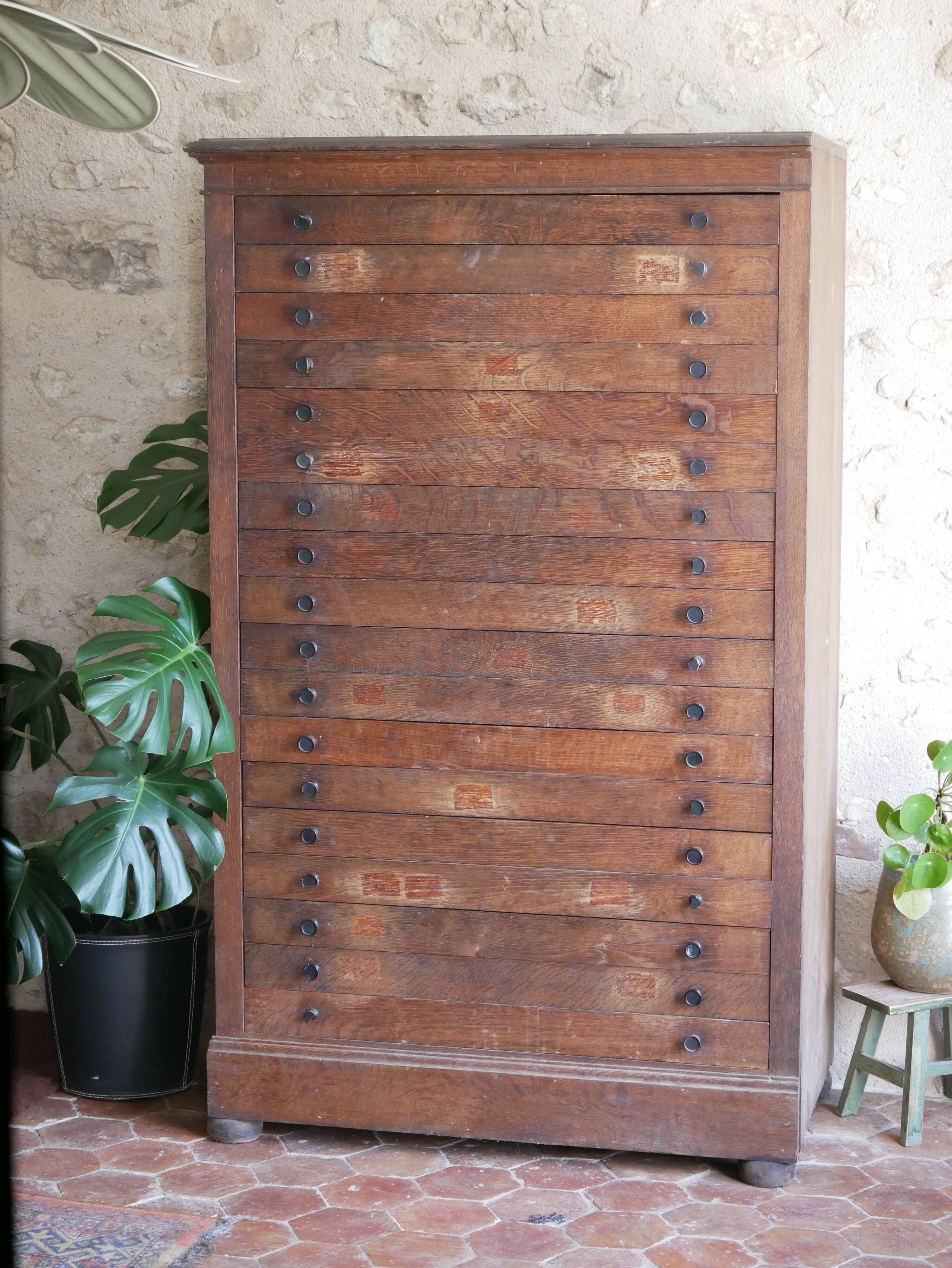 Furniture of trade type printer