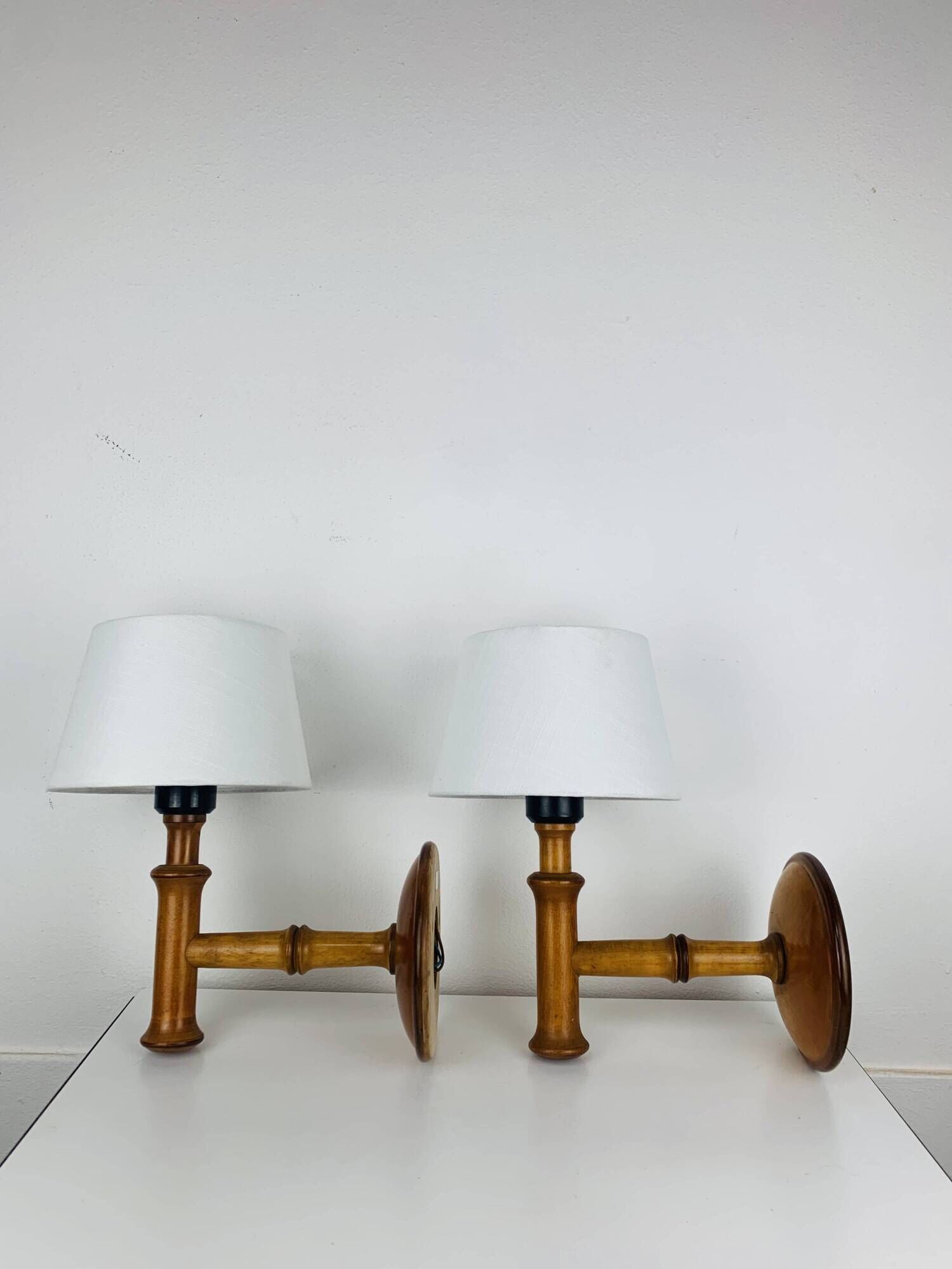 Pair of Aneta Scandinavian wooden wall lights, 1960s
