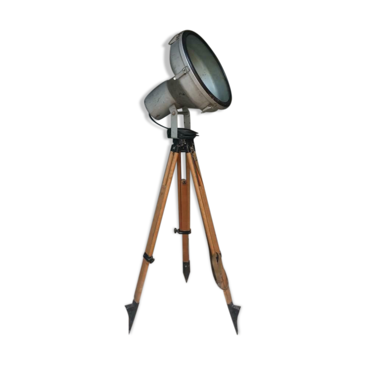 Industrial lamp on a tripod