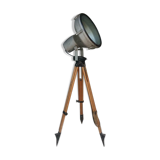 Industrial lamp on a tripod