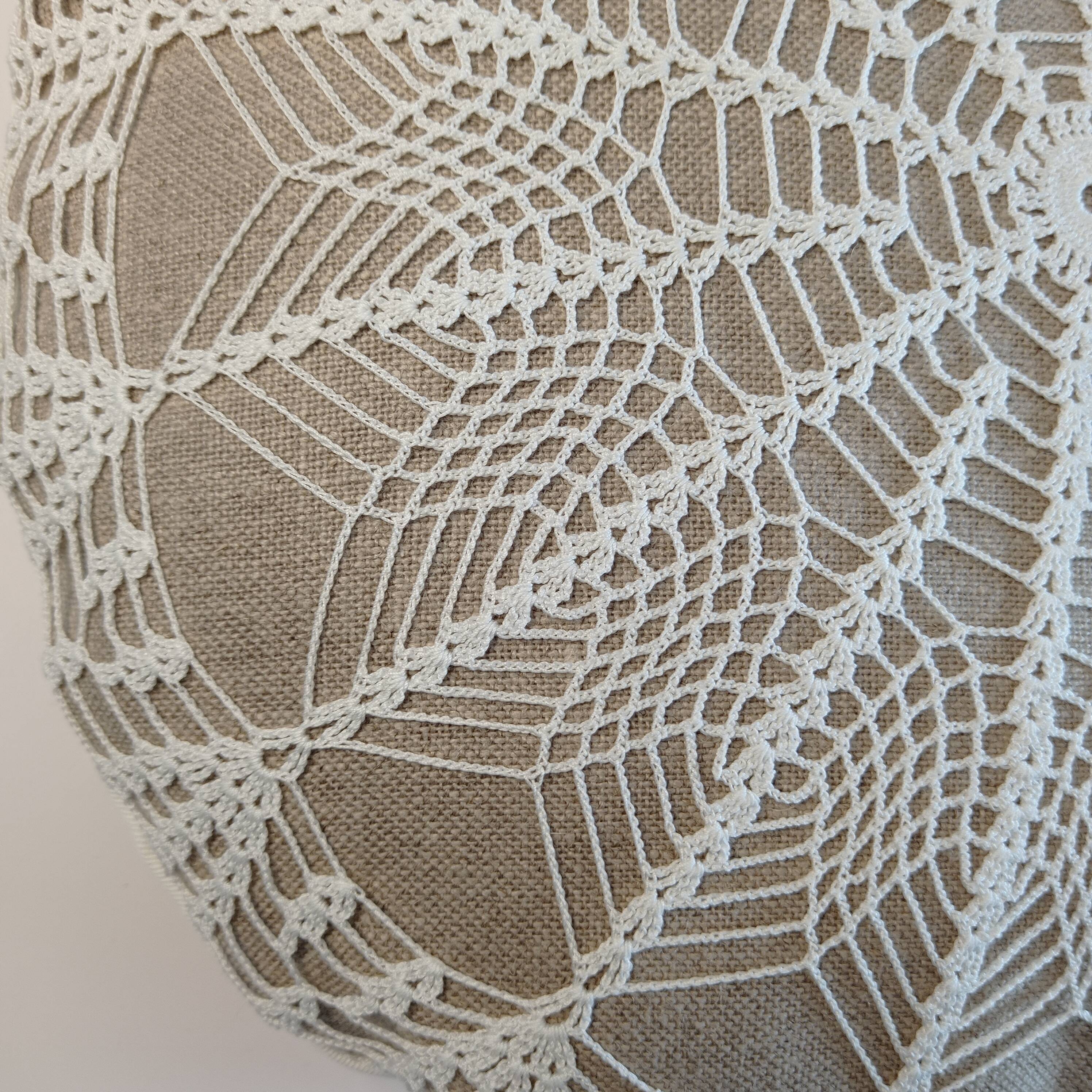 Coussin rond crochet