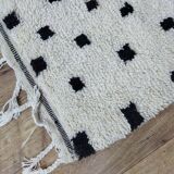 Handmade moroccan polka dot berber rug 294 x 194 cm