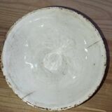 Bowls Faïencerie de Sarreguemines with rose decoration (the two red ones)