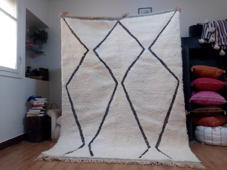 Tapis marocain Beni Ourain en laine tissée à la main