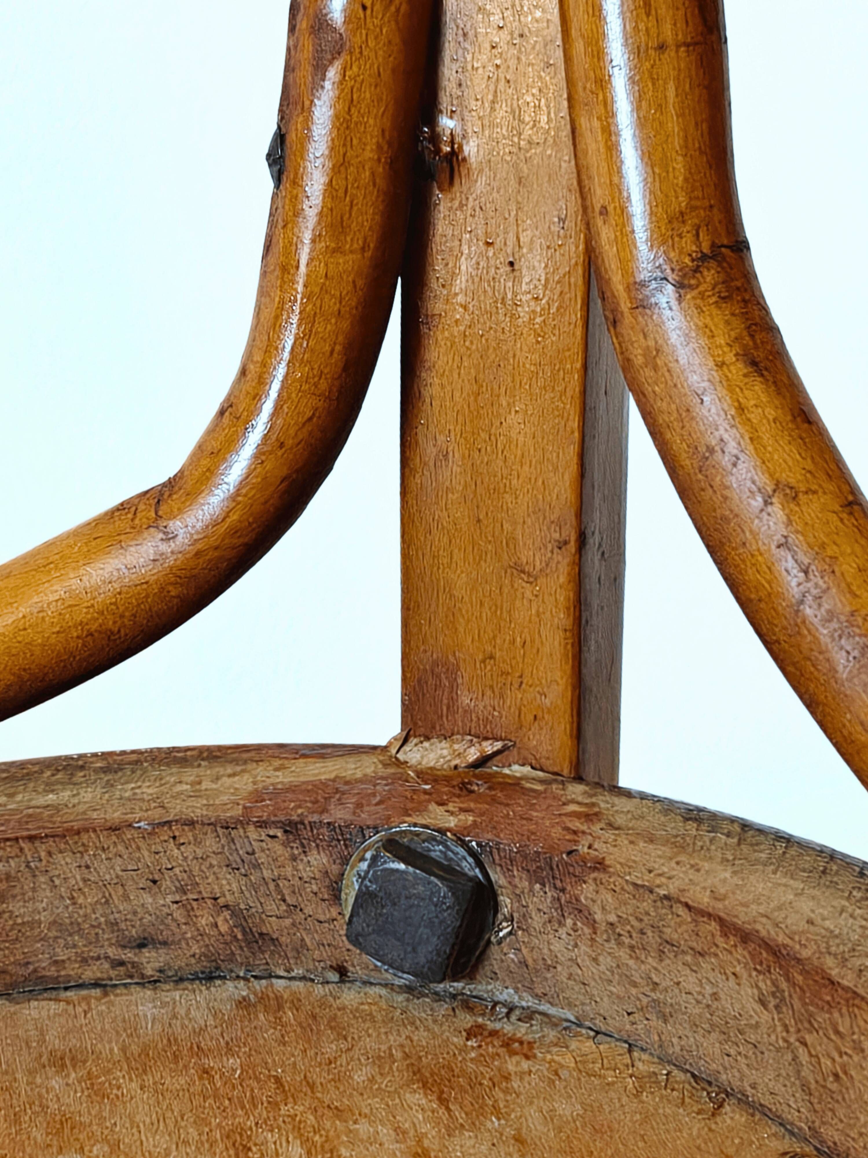 Art Nouveau office chair with curved wood attributed to J&J Kohn, 704 1/2 4V