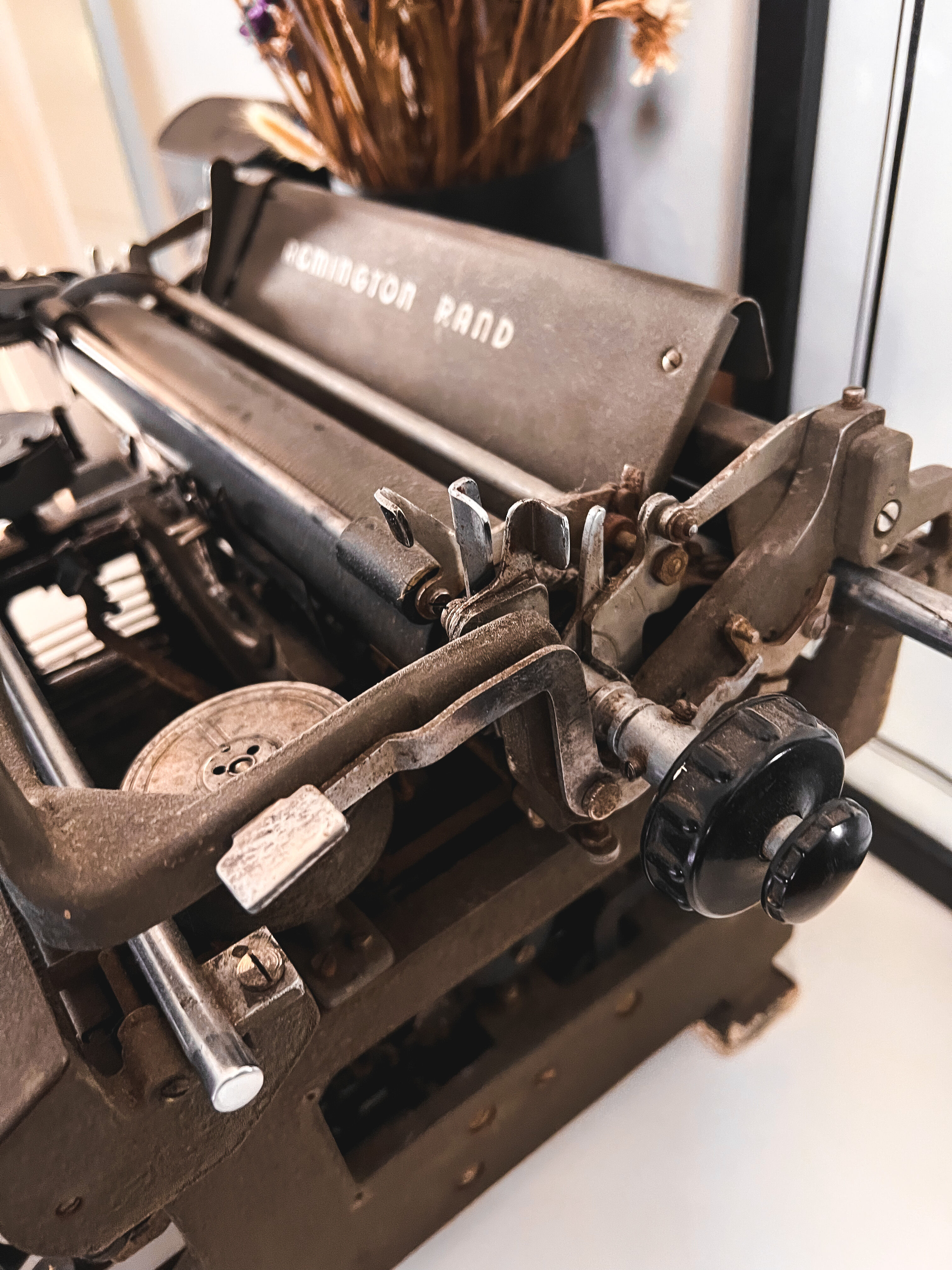 50s Remington Rand typewriter