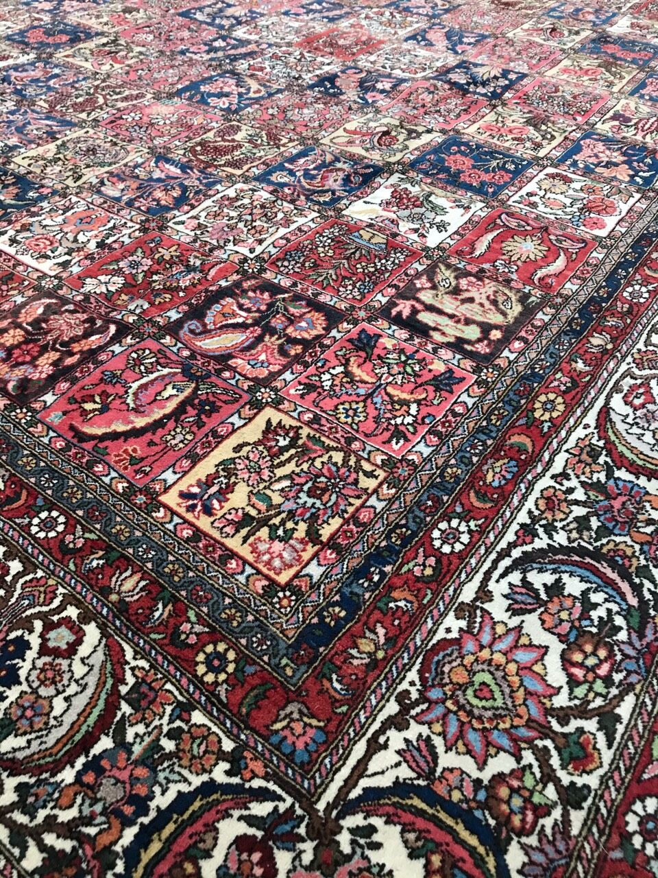 Tapis vintage persan de Bakhtiar 312x420 cm