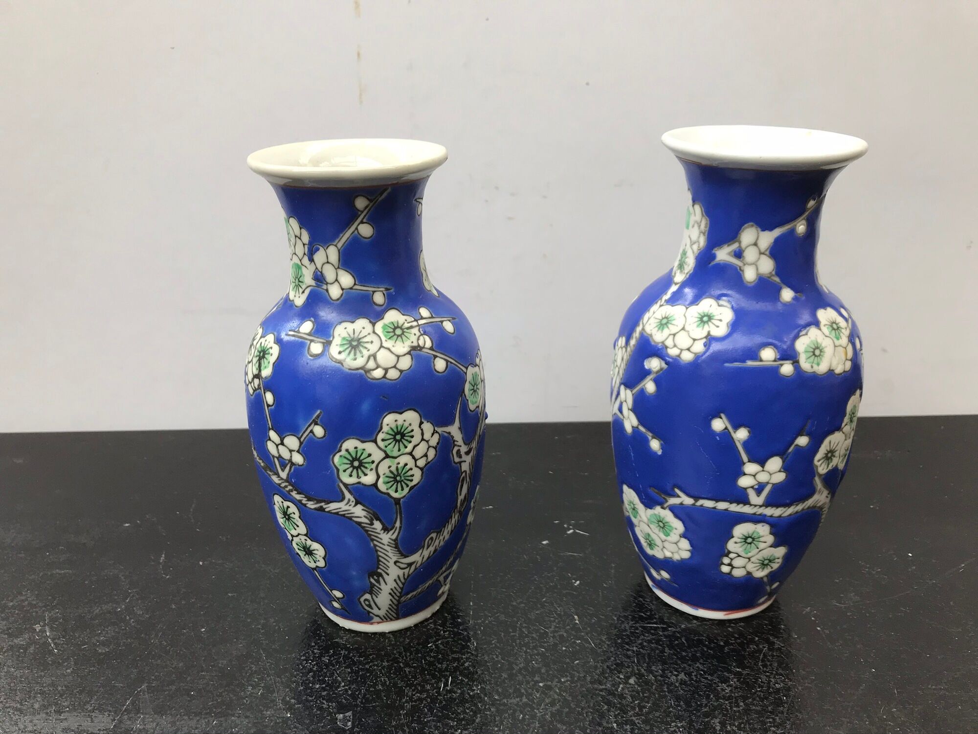 Pair Of Vase Ancient Chinese Ceramics White - Blue Decor Vintage Flowers