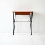 Table de chevet scandinave en teck et fer des années 1950/60