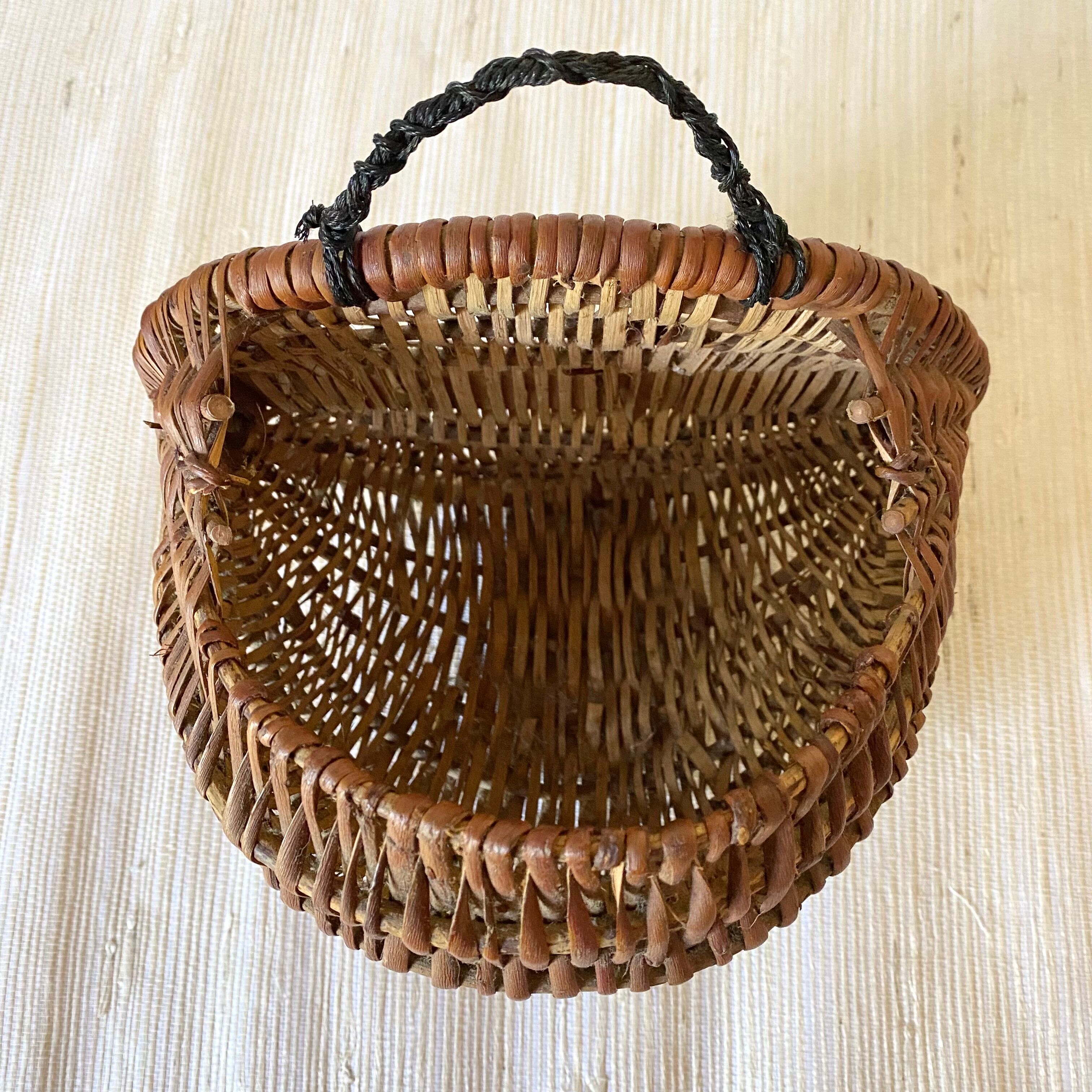 Wicker crab basket called "Gourbille"