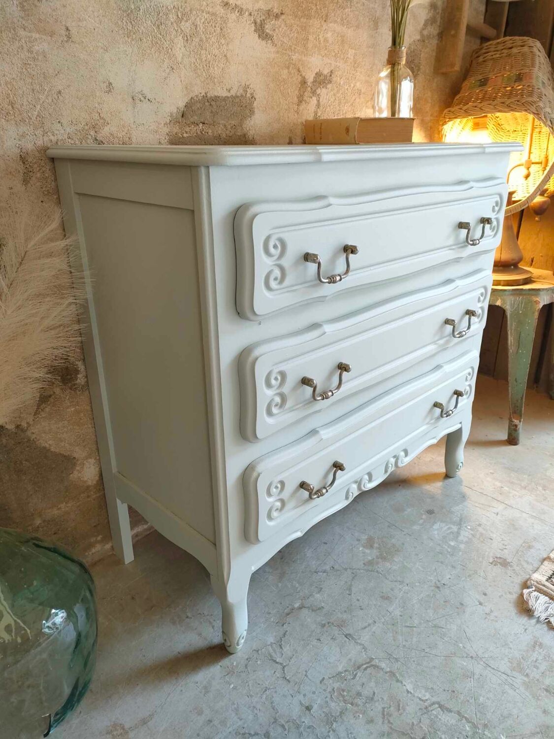 Art deco chest of drawers